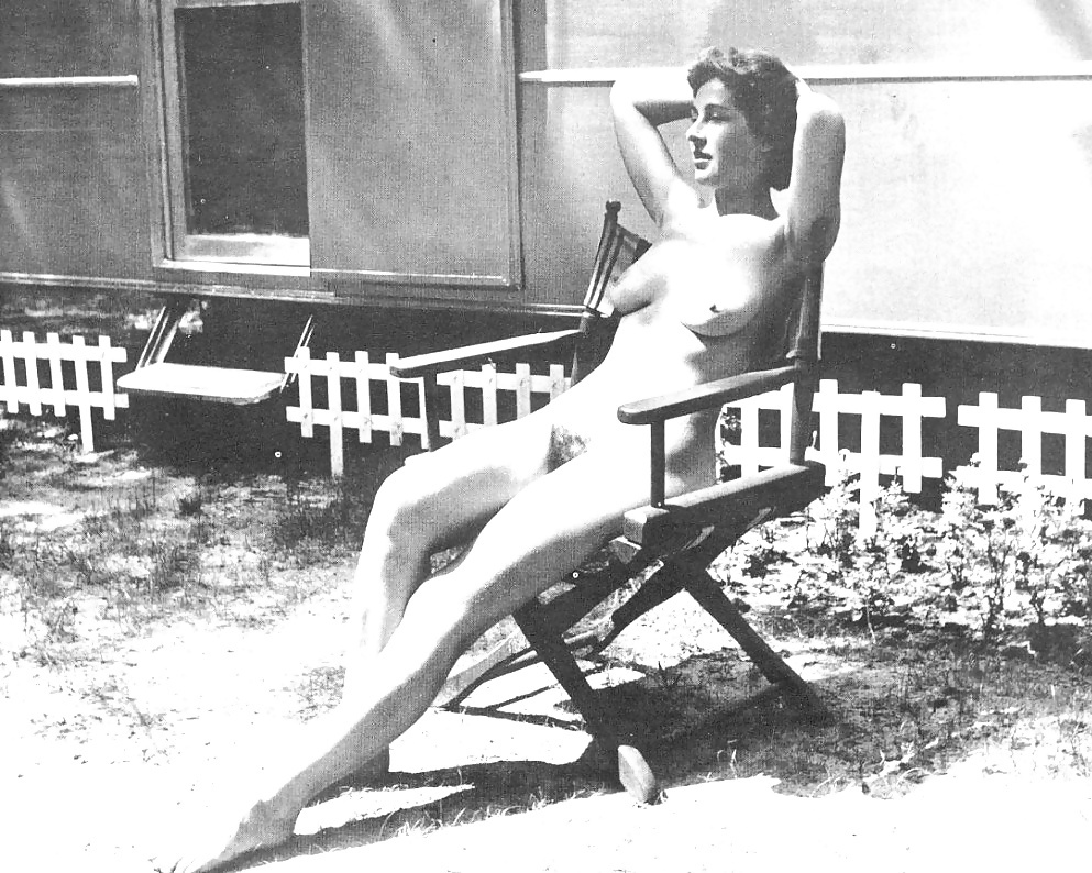 Vintage black and white photos naked women